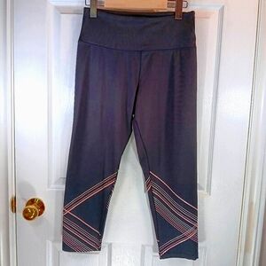 Marika Capris Capri Leggings Yoga Pants Athletic Black Pink Women's Size S NWOT